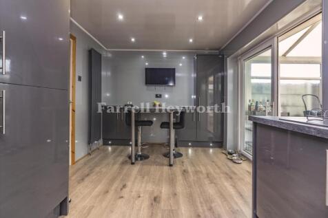Kitchen b