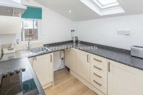 Rear Flat Kitchen 