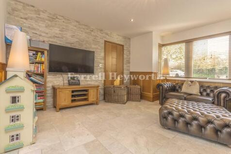 Lounge 2
