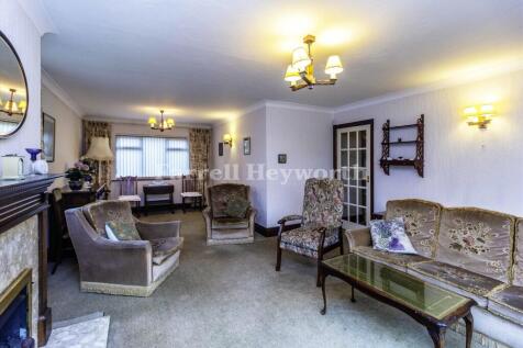 Lounge dining room v