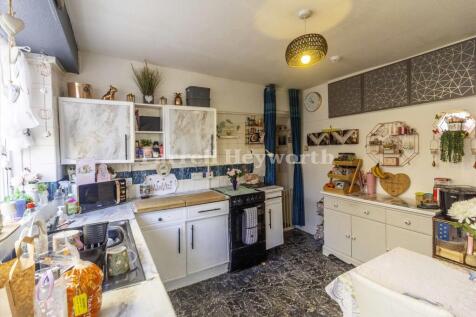 Basement flat kitche