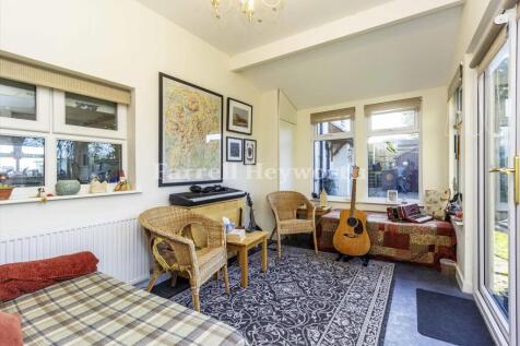 Garden room