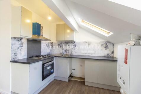 Flat 5 kitchen