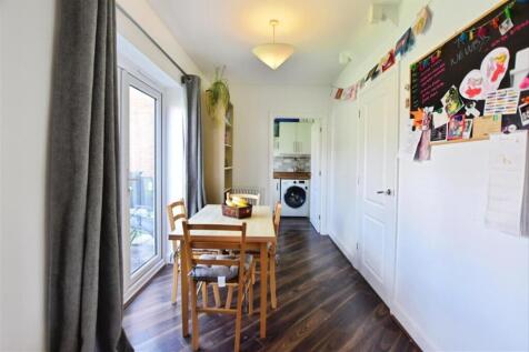 Dining Area Eagle Cl