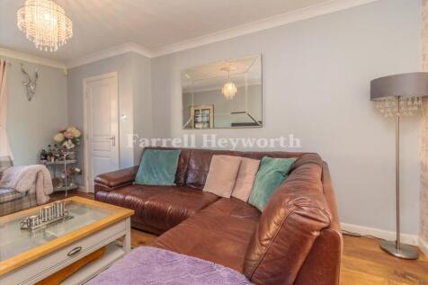 Lounge image 2