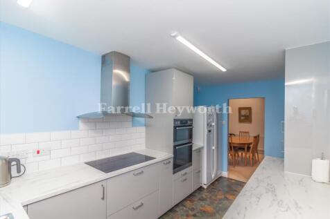 Kitchen image 2