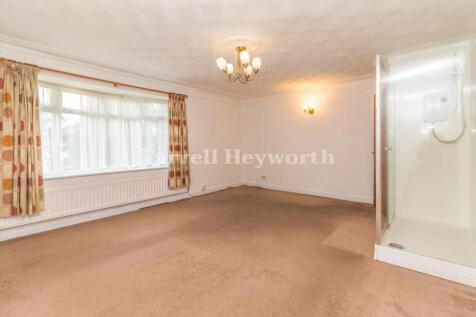 First Floor Front Be