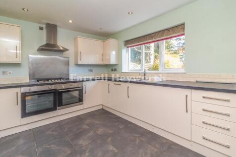 Kitchen image 4