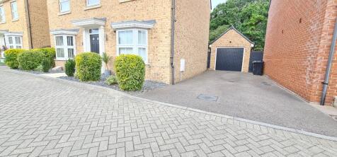 Garage &amp; Parking 