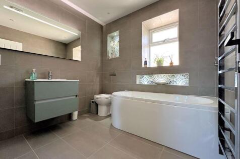 Bath &amp; Shower Room