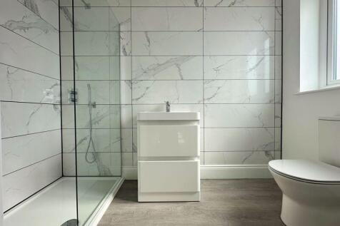 En Suite Shower Room