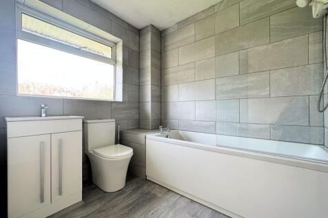 En Suite Bathroom