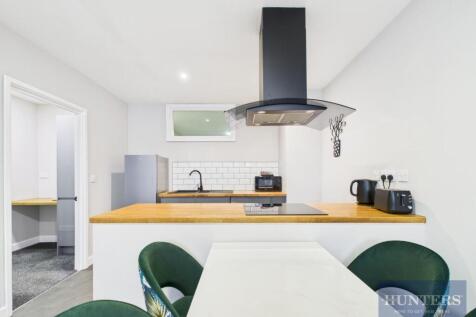 Kitchen / Living Room