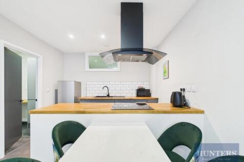 Kitchen / Living Room