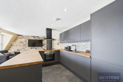 Kitchen / Living Room