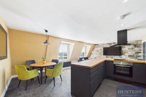 Kitchen / Living Room