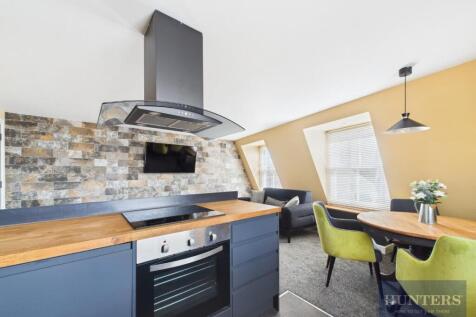 Kitchen / Living Room