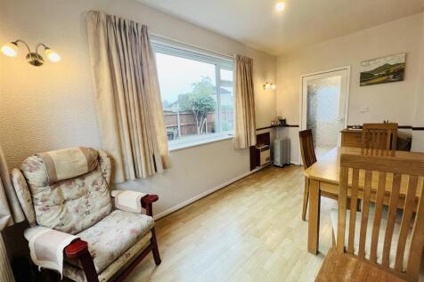 Dining Room Aspect 2
