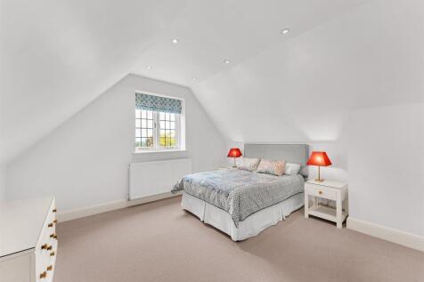 Guest Bedroom 6