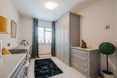 Dressing Room Bedroom 5