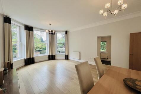 Living &amp; Dining Room