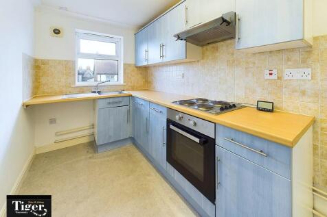 CAM02176G0-PR0421...