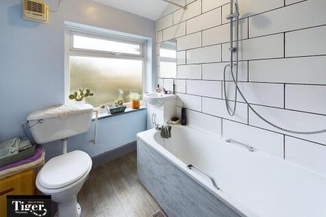 CAM02176G0-PR0469...