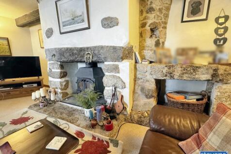 image00003_blurred (8)