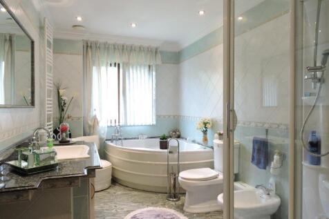 24 LittleBrook Gardens Photos 13.6 (61).jpg