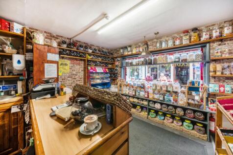 1277263-22-682488b643df2-ARW