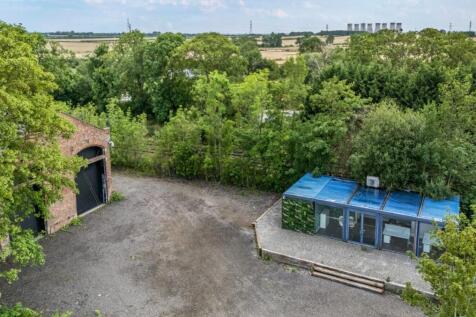 1326306-3-68832a73987a7-ARW-1