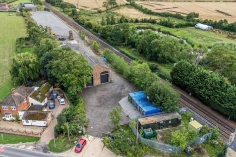 1326306-5-68832bfdc25d2-ARW-1