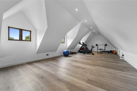 Cart Lodge Loft Room