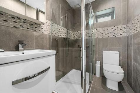Annexe Shower Room
