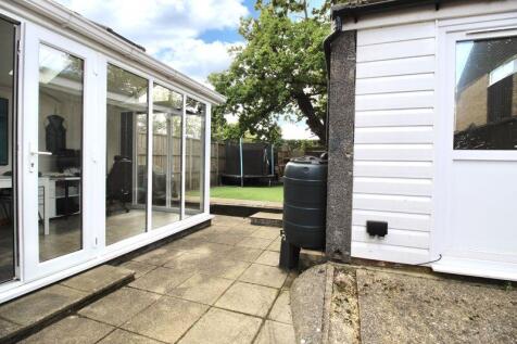 Garage/Garden