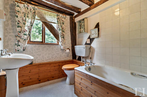8605533-interiorW...
