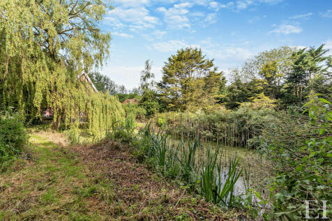 8605533-exteriorW...