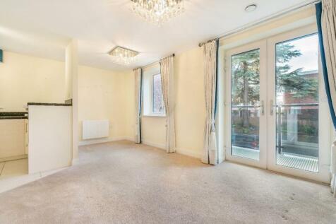 8577342-interior03.jpg