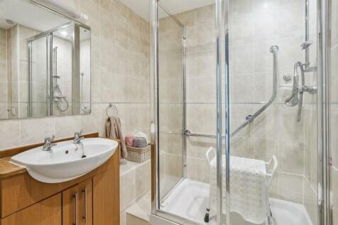 08-c334daf8-fac7-488f-84e9-5f7a30cc22b3P3617249-me