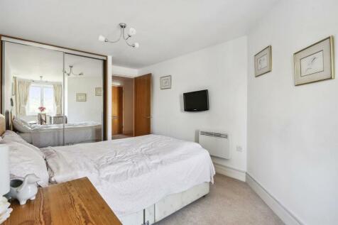 10-260a0458-4131-460e-956d-34bd0dd04f0cP3617269-me