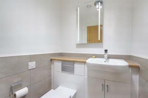 8547670-interior08.JPG