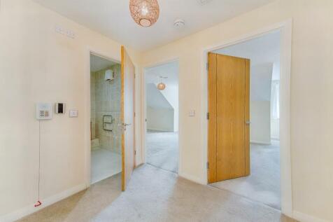 8552318-Stills-interior05(1) (Medium).JPG