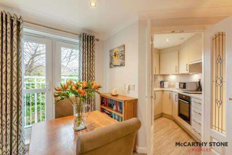 8588496-interior11.jpg