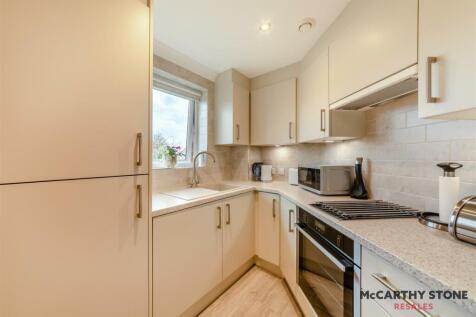 8588496-interior12.jpg