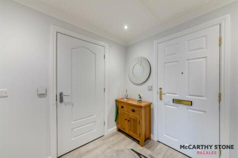 8588496-interior05.jpg