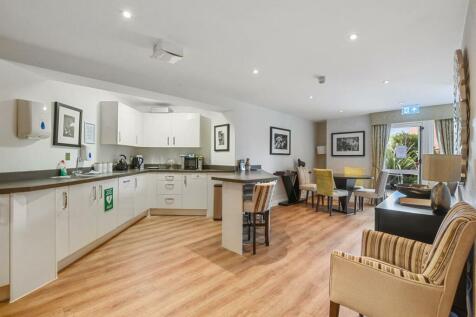 04-GCMCS - 15 Landmark Place - Comm Lounge -Origin