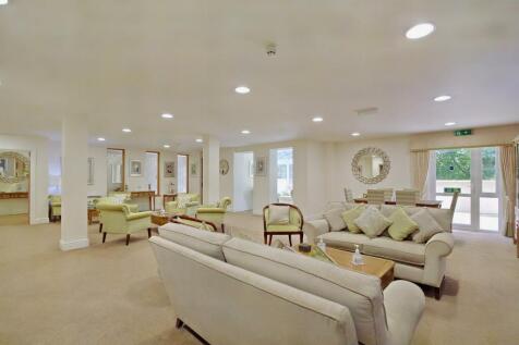 Homeowners Lounge