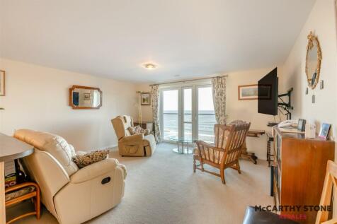 8584537-interior25.jpg