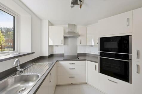 11-8bcfPFMCSR 30 Birch Place-42 (1)-medium.jpg