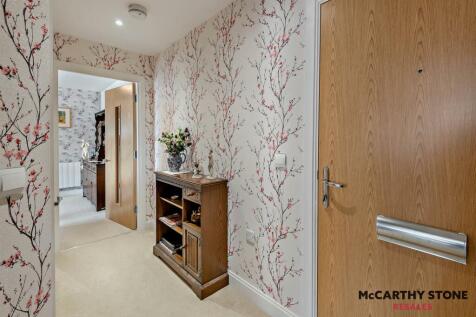 8603331-interior13-800.JPG